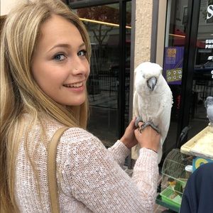 Meet your Posher, Jolean